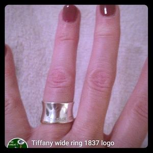 Tiffany 1837 wide ring